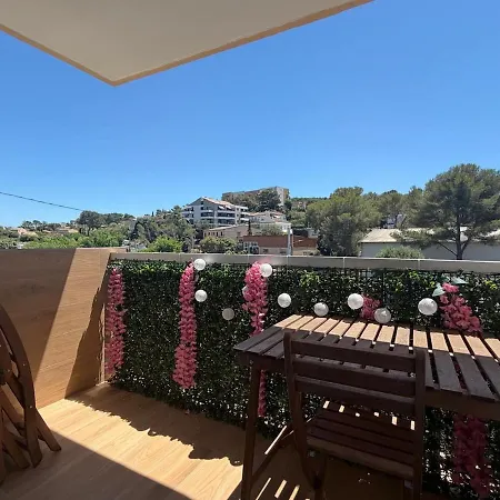 Renove Avec Balcon Et Parking * Saint-Raphaël